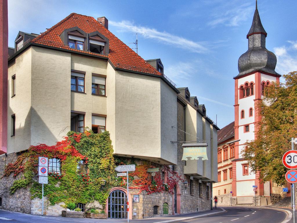 Hotel Gruner Baum Wurzburg Exterior photo